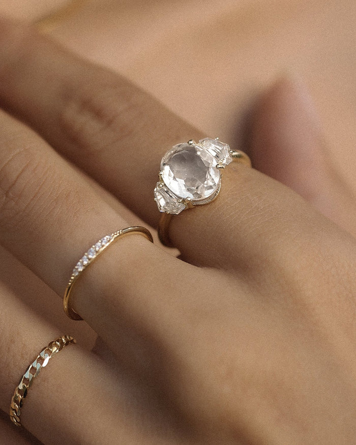 Epaulette Bold Ring