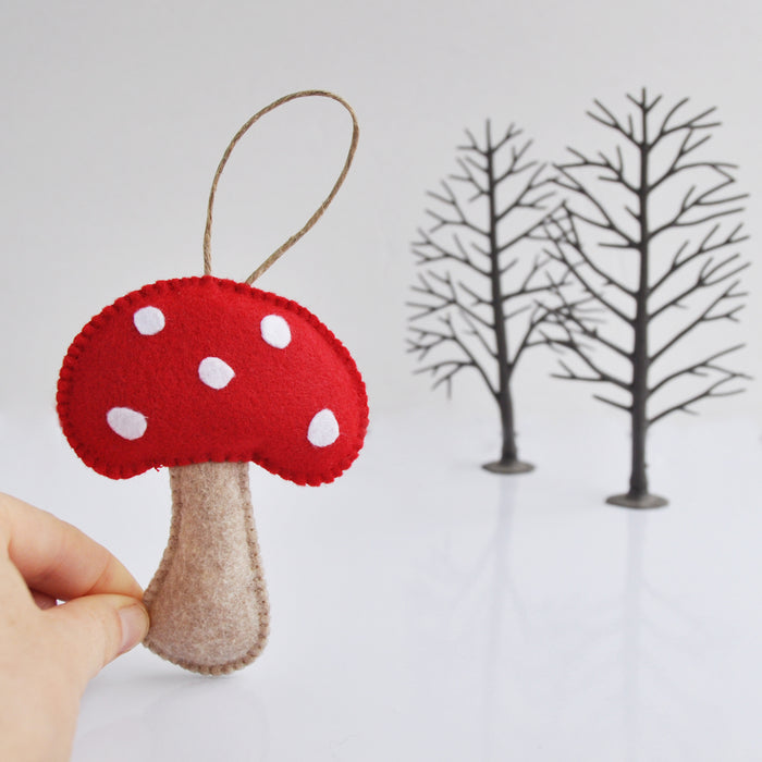 Gina Barnes: Stuffed Animal Ornaments