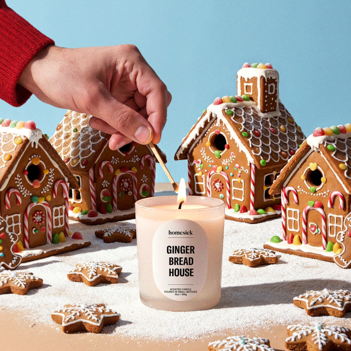 Gingerbread House Candle