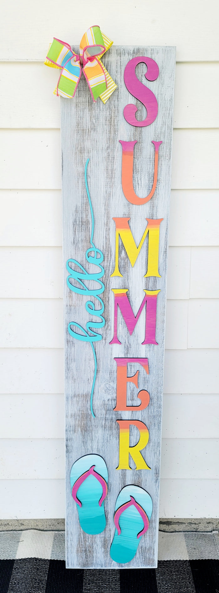 Hello Summer Porch Leaner