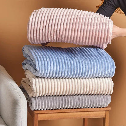 Karaca Ruby Stripe, Couverture TV Wellsoft, Écru
