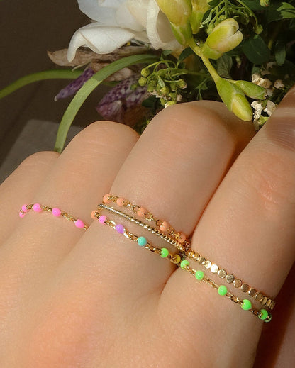 Peach Fuzz Candy Chain Ring