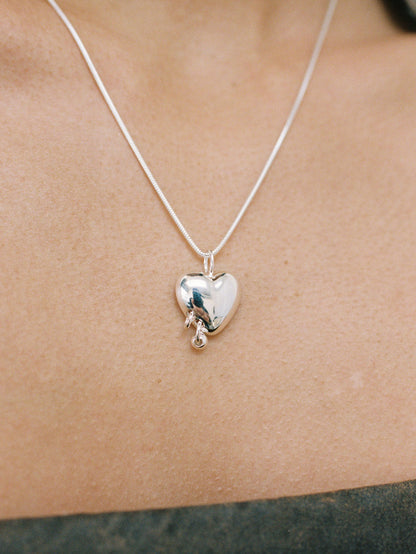 -Necklaces-wolfcircus.com