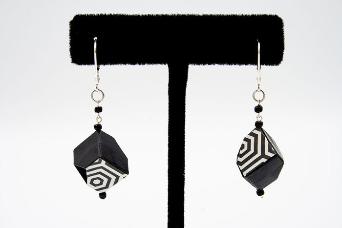 Rosalind Diaz: Earring, complex w/lever back