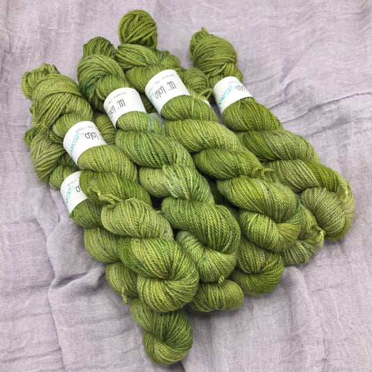 Sassenach - Lil Lolo Loriginal - Tonal